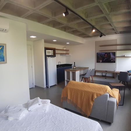 Studio Contemporaneo Em Predio Novo ปอร์โตอัลเลเกร ภายนอก รูปภาพ