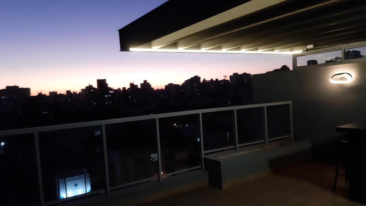 Studio Contemporaneo Em Predio Novo ปอร์โตอัลเลเกร ภายนอก รูปภาพ